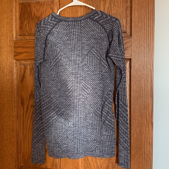 Lululemon Pullover - Picture 2 of 6